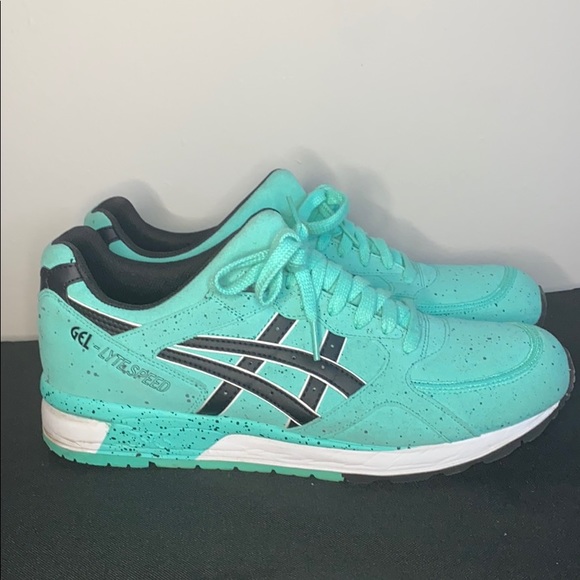 ASICS - Picture 7 of 7